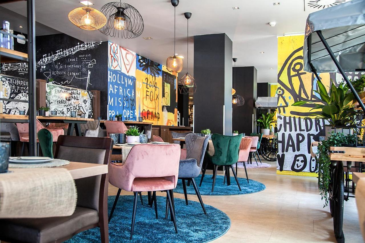 Hotel Mercure Wien Westbahnhof Esterno foto