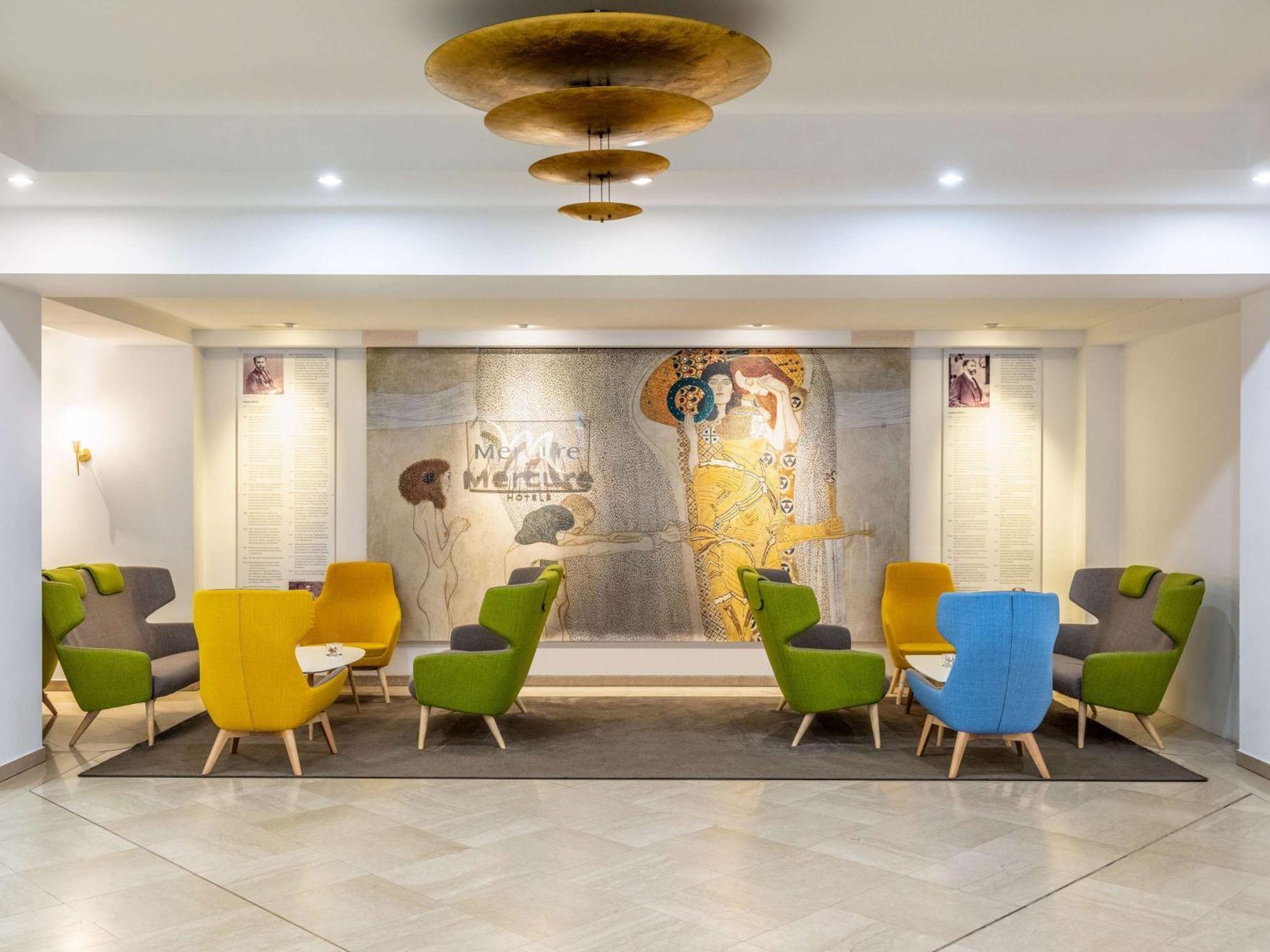 Hotel Mercure Wien Westbahnhof Esterno foto