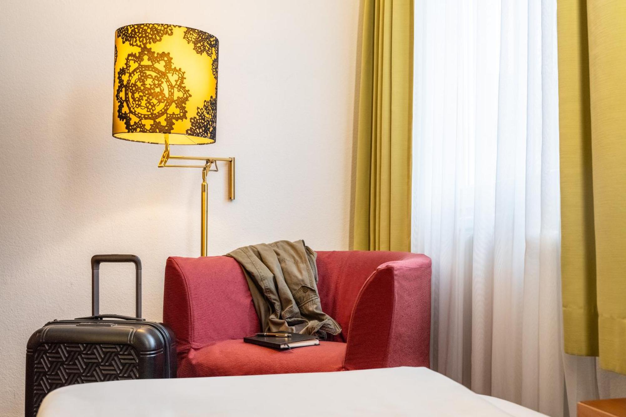 Hotel Mercure Wien Westbahnhof Esterno foto
